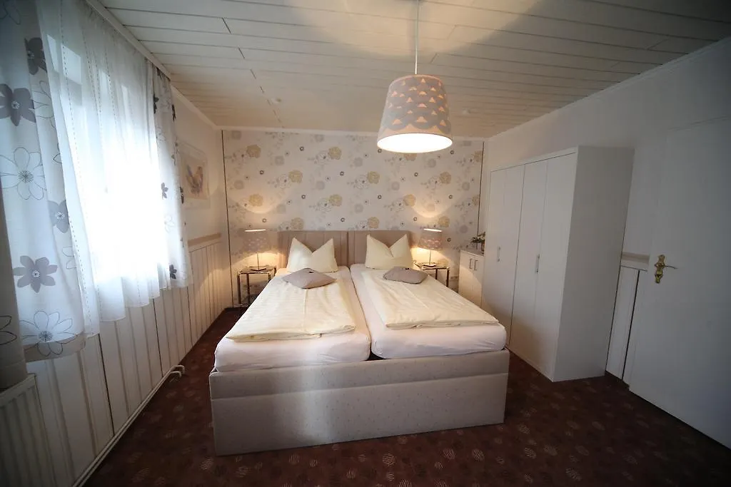 Guest house Haus Jutta Hotel Goessweinstein